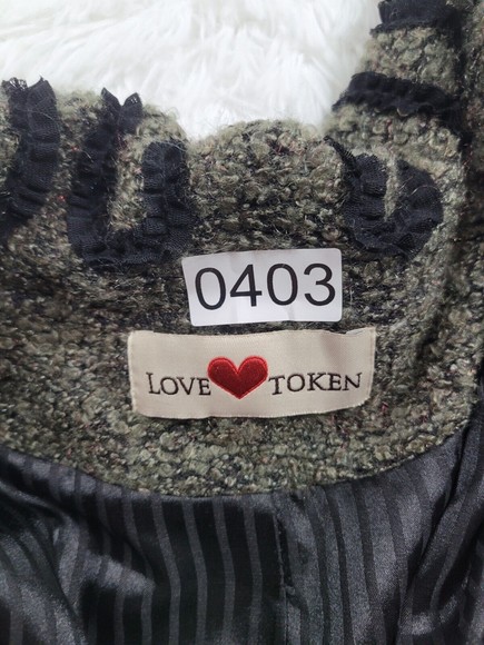 [403] Love Token Green Ruffle Sweater Jacket - Picture 10 of 12